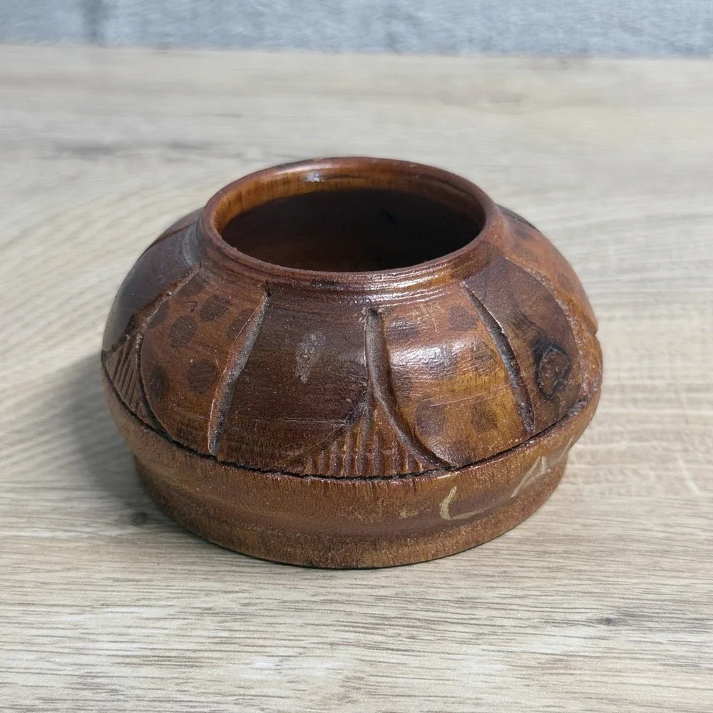 Vintage Hand‎ Carved Wooden Bowl Rustic Boho Primitive Tribal Home Decor Laura